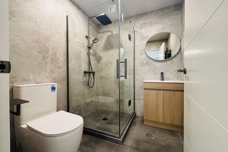 Photo of property in 21e Putini Road, Mangere Bridge, Auckland, 2022