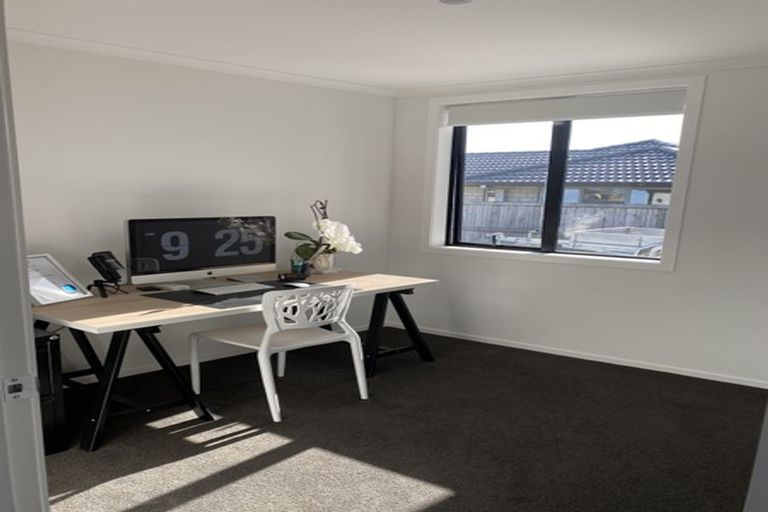 Photo of property in 37 Livingstone Drive, Papamoa Beach, Papamoa, 3118