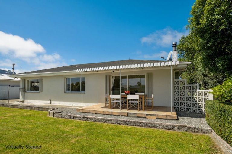 Photo of property in 4 Waipuna Street, Mayfield, Blenheim, 7201