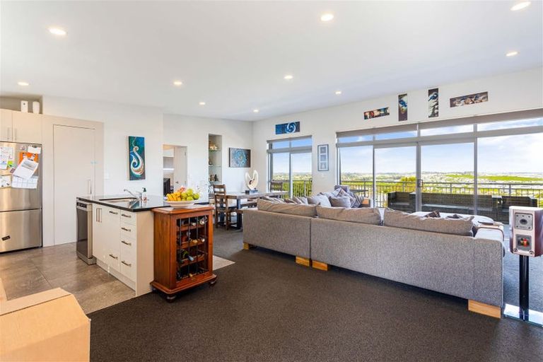 Photo of property in 66 Maire Road, Orewa, 0931