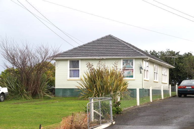 Photo of property in 27 Forbes Road, Favona, Auckland, 2024
