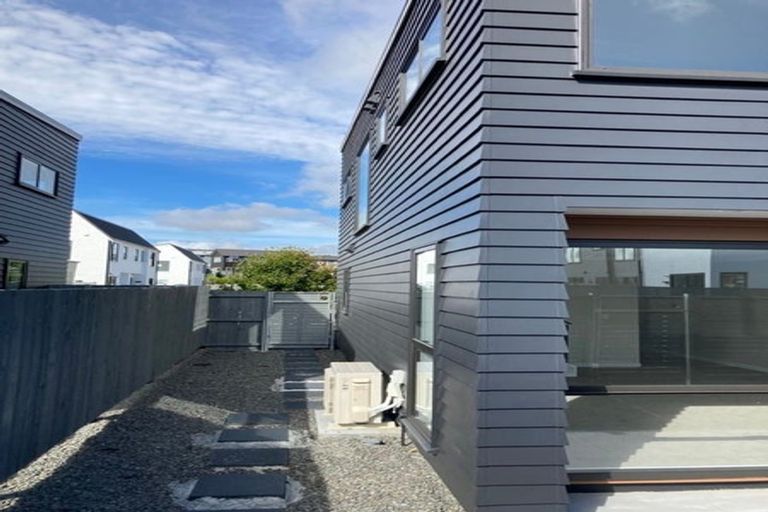 Photo of property in 43 Harewood Street, Whenuapai, Auckland, 0618