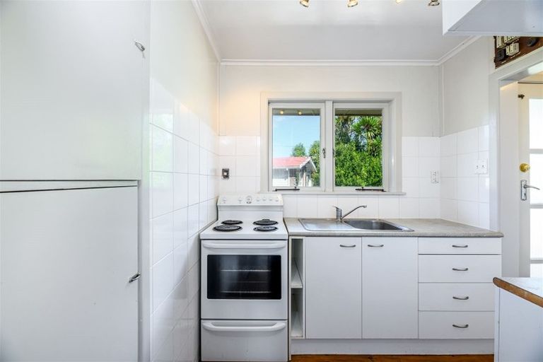 Photo of property in 95 Rathgar Road, Henderson, Auckland, 0610