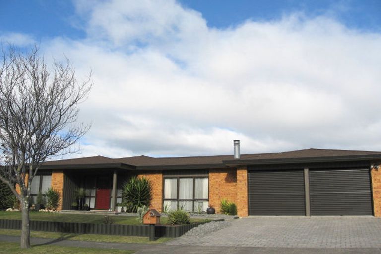 Photo of property in 38 Kent Terrace, Taradale, Napier, 4112