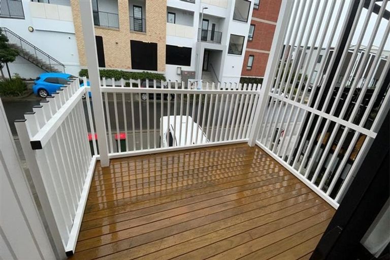 Photo of property in 68 Mapou Road, Hobsonville, Auckland, 0616