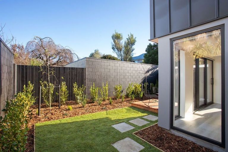 Photo of property in 9a Albemarle Street, Sydenham, Christchurch, 8023