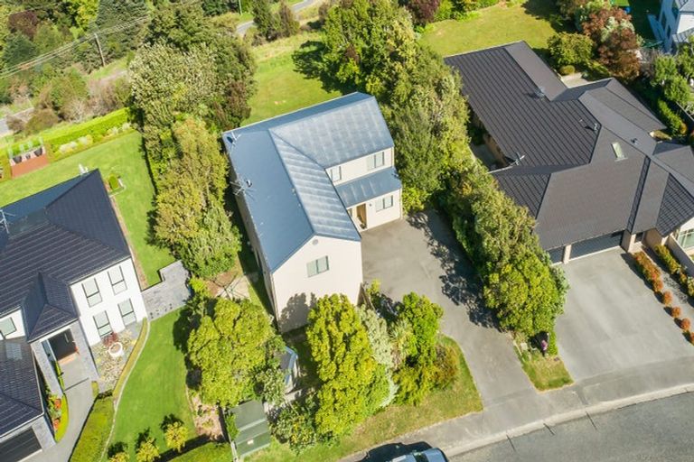 Photo of property in 26 Highcrest Heights, Westmorland, Christchurch, 8025
