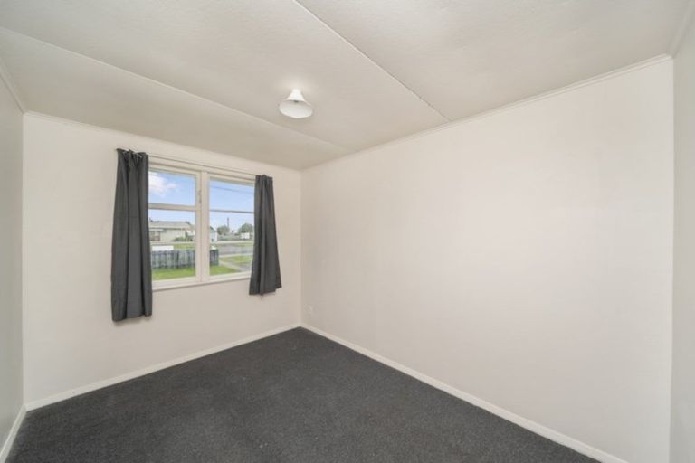 Photo of property in 279 South Road, Hawera, 4610