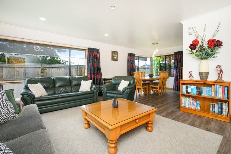 Photo of property in 1 Rose Place, Awapuni, Palmerston North, 4412