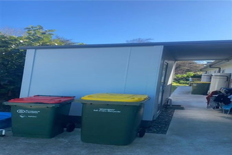 Photo of property in 40a-b Belt Road, Moturoa, New Plymouth, 4310