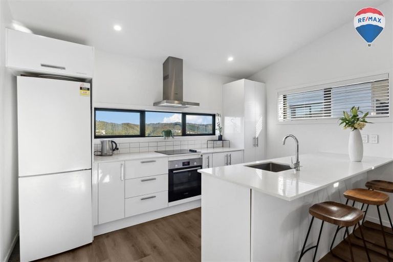 Photo of property in 18 Cathie Place, Karori, Wellington, 6012