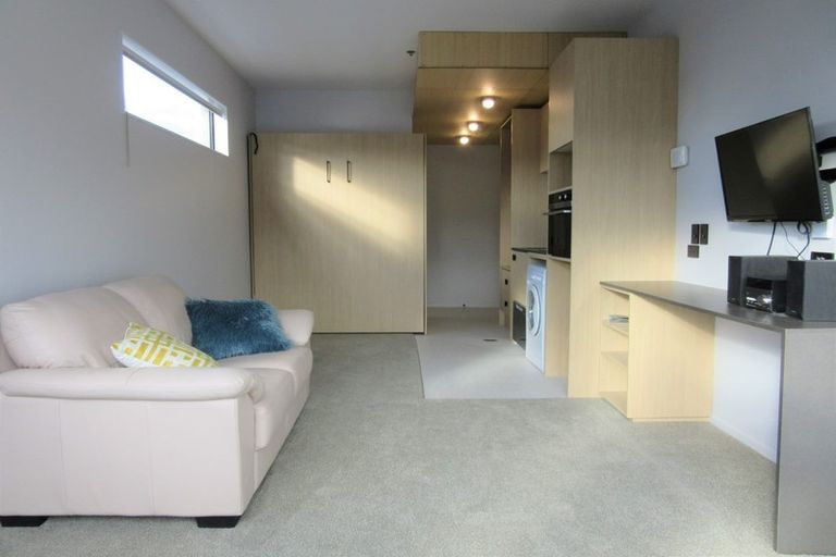 Photo of property in Vedado Apartments, 208/41u Hopper Street, Mount Cook, Wellington, 6011