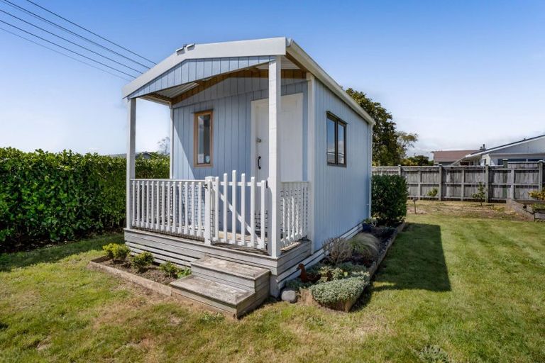 Photo of property in 12 Standish Street, Westown, New Plymouth, 4310