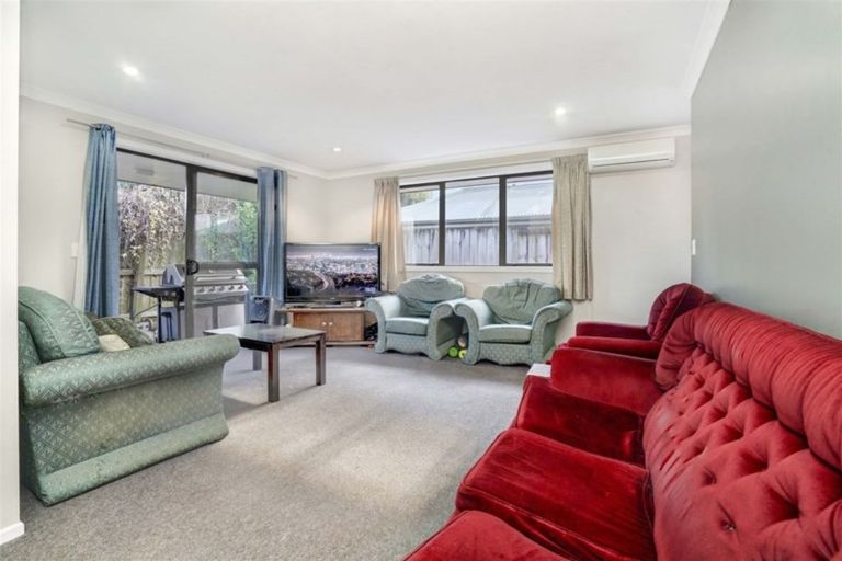 Photo of property in 215a Fox Street, Hamilton East, Hamilton, 3216