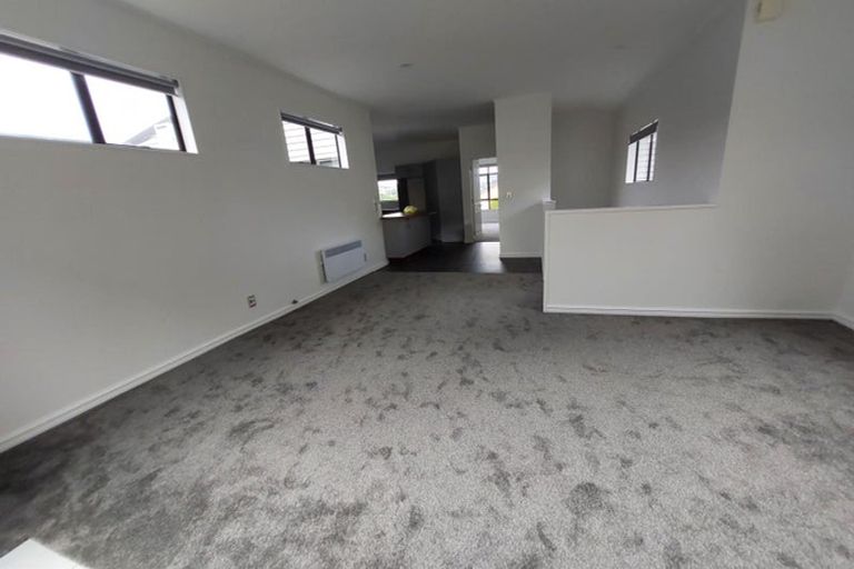 Photo of property in 6b Claverton Grove, Churton Park, Wellington, 6037