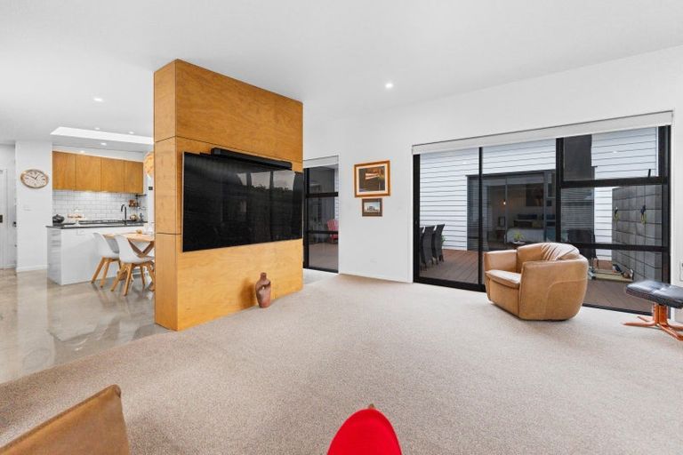 Photo of property in 41 Cyrus Street, Whalers Gate, New Plymouth, 4310