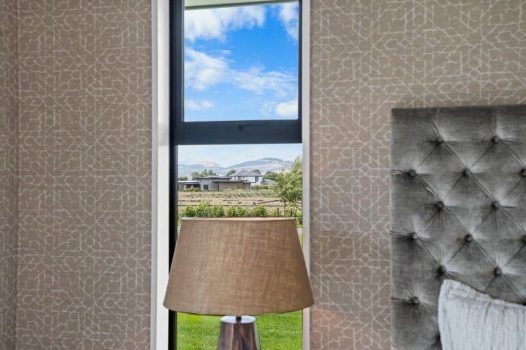 Photo of property in 21 Classiebawn Lane, Prebbleton, 7676