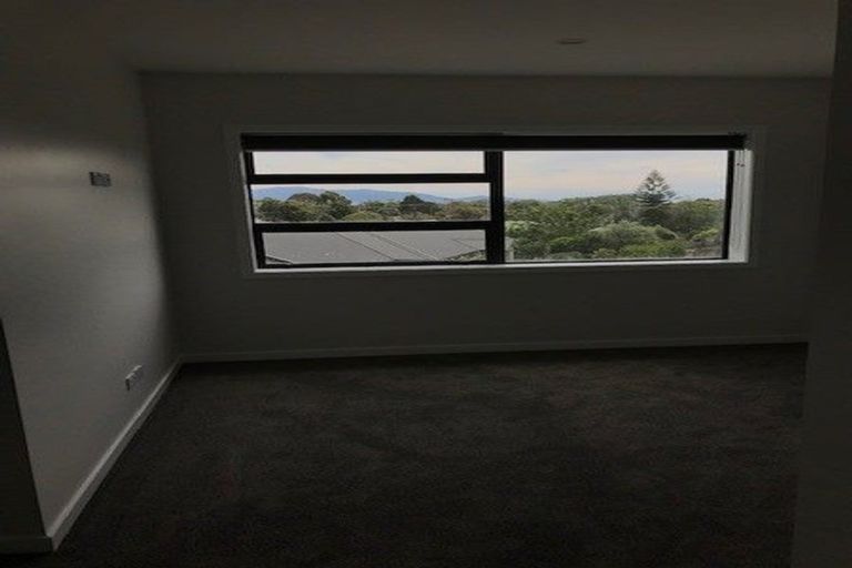Photo of property in 5 Hihi Place, Waikanae, 5036