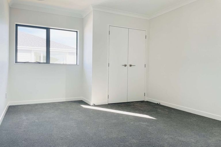 Photo of property in 54 Godfrey Drive, Orewa, 0931