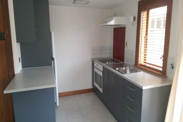 Photo of property in 51 Eden Street, Island Bay, Wellington, 6023