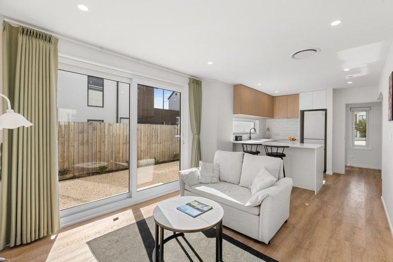 Photo of property in 2/61 Waltham Road, Sydenham, Christchurch, 8023