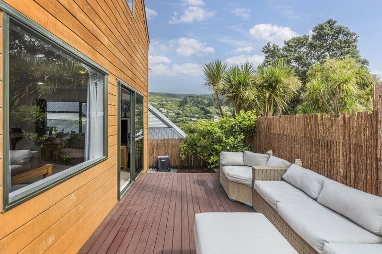 Photo of property in 49u3 Ranui Terrace, Tawa, Wellington, 5028