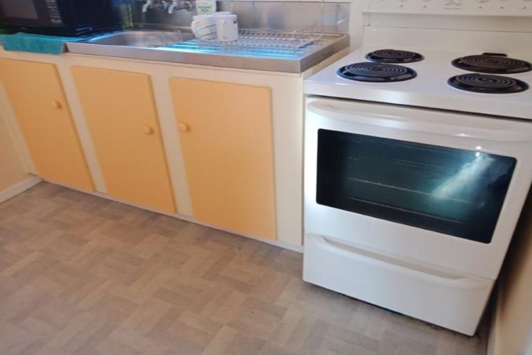 Photo of property in Silver Birch Court, 567-u5 High Street, Boulcott, Lower Hutt, 5010