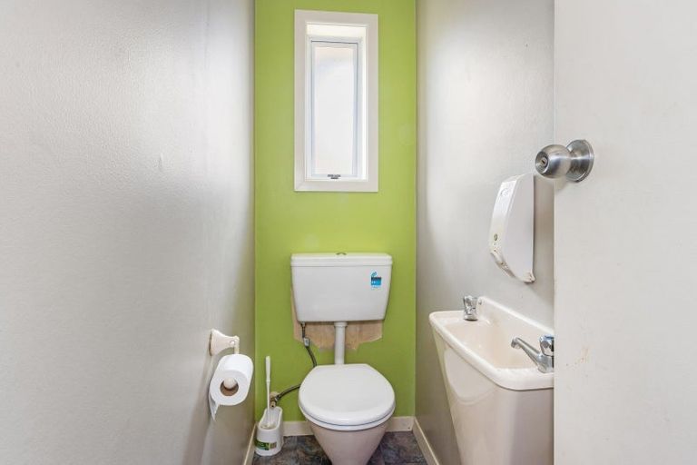 Photo of property in 107 Oakhampton Street, Hornby, Christchurch, 8042