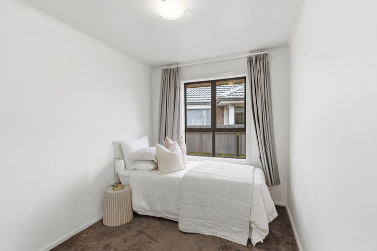 Photo of property in 9 Appleby Crescent, Burnside, Christchurch, 8053