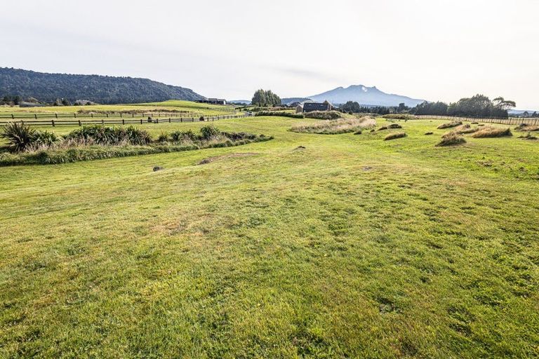 Photo of property in 10/76 Ruapehu Road, Ohakune, 4625