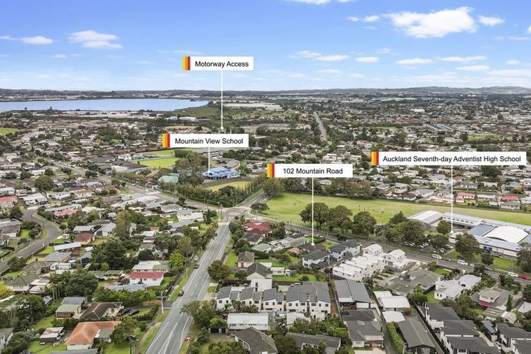 Photo of property in 102 Mountain Road, Mangere Bridge, Auckland, 2022