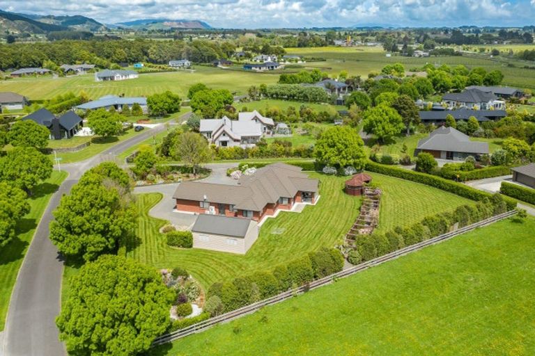 Photo of property in 2 Ivy Lane, Ohau, 5570