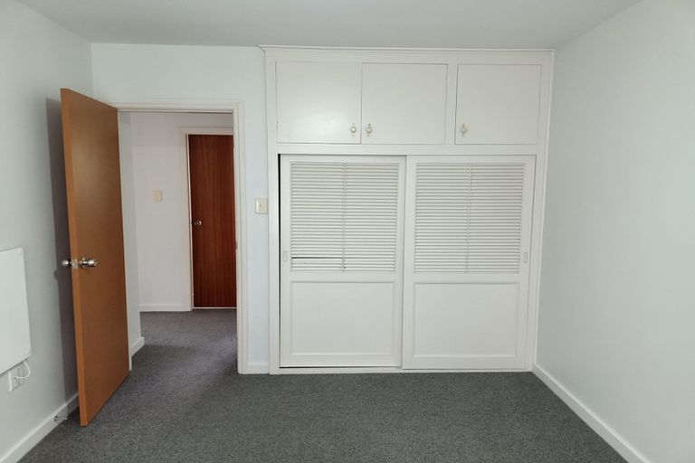 Photo of property in 1/39 Waimairi Road, Upper Riccarton, Christchurch, 8041