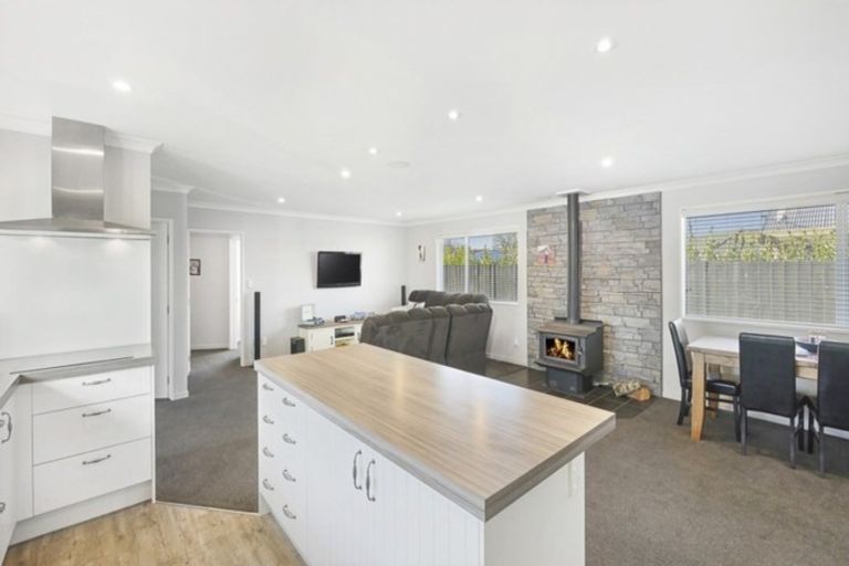 Photo of property in 27 Spring Place, Leeston, 7632