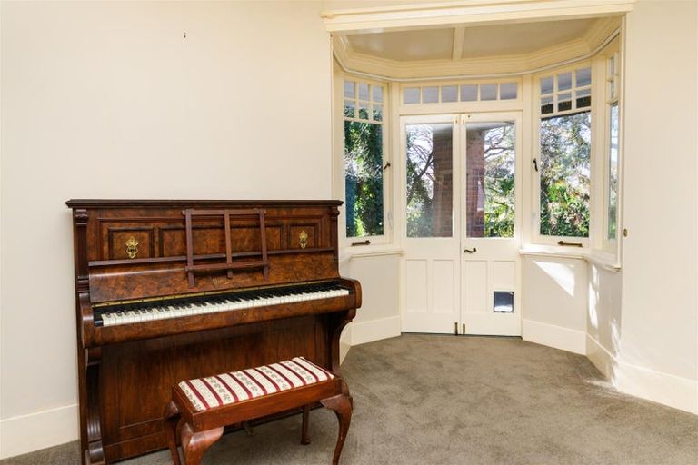 Photo of property in 18 Skerman Street, Marton, 4710