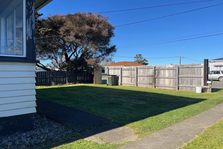 Photo of property in 5 Coley Street, Foxton, 4814