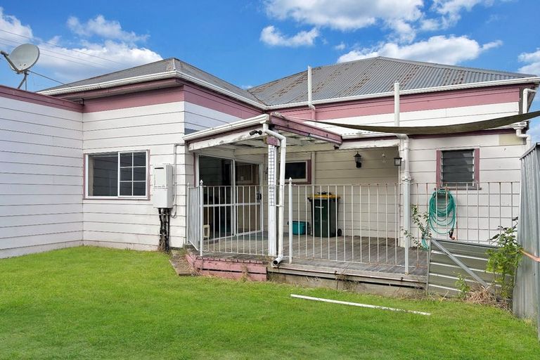 Photo of property in 2-4 Ravensworth Place, Foxton, 4814