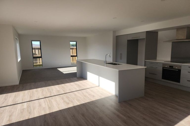 Photo of property in 5a Yates Place, Amberley, 7410