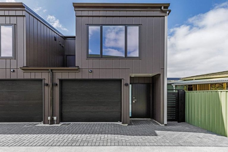 Photo of property in 647e Te Atatu Road, Te Atatu Peninsula, Auckland, 0610
