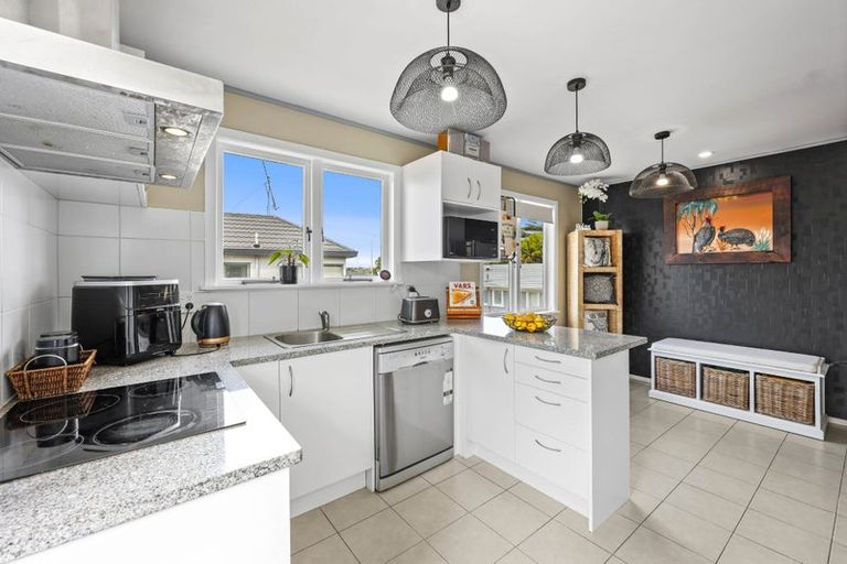 Photo of property in 117 Union Road, Howick, Auckland, 2014