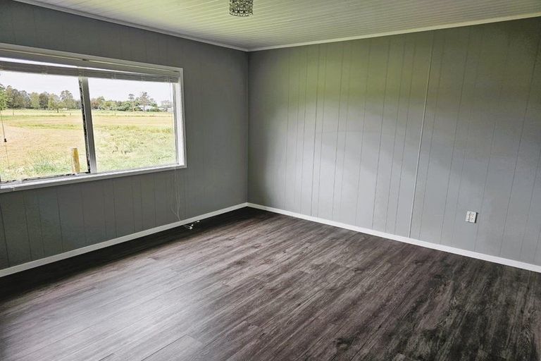 Photo of property in 735 One Tree Point Road, Ruakaka, 0171