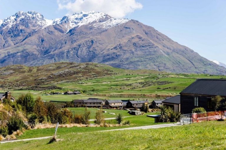 Photo of property in 46 Orford Drive, Jacks Point, Queenstown, 9371