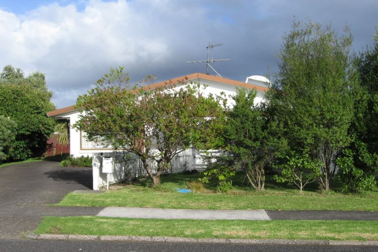 Photo of property in 3b Tina Place, Sunnyhills, Auckland, 2010