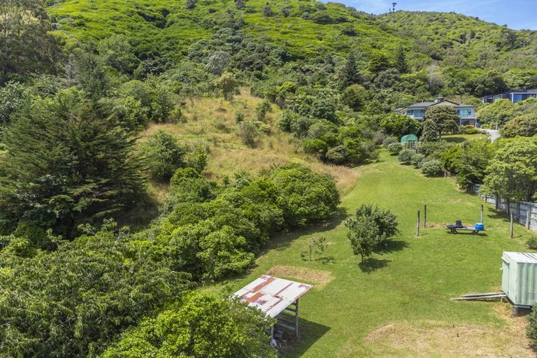 Photo of property in 61a Kotare Street, Waikanae, 5036