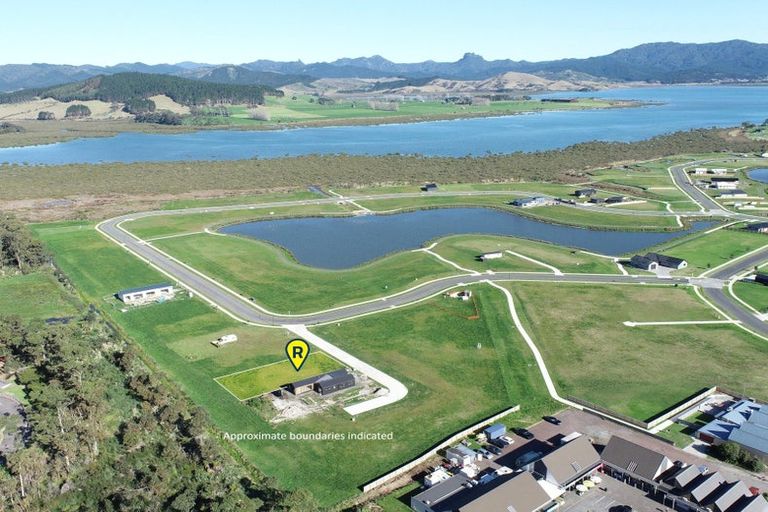 Photo of property in 102 Karearea Way, Matarangi, 3592