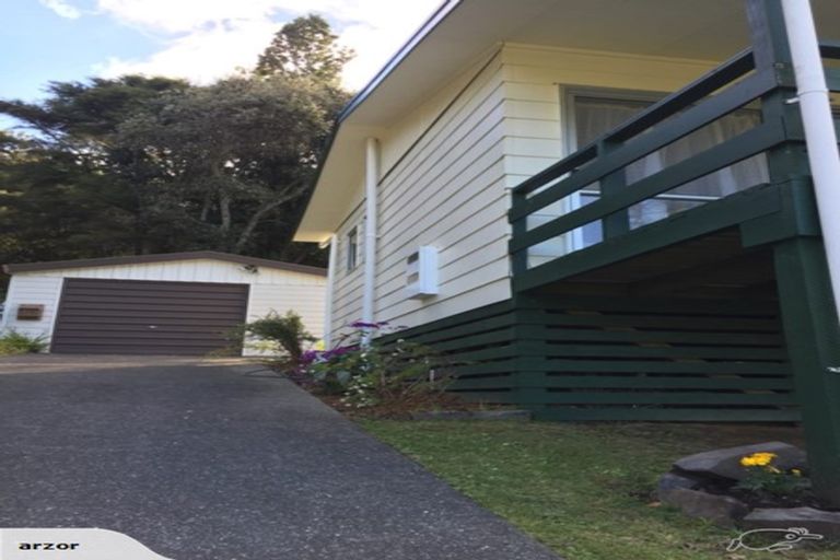 Photo of property in 127 Park Avenue, Whangamata, 3620