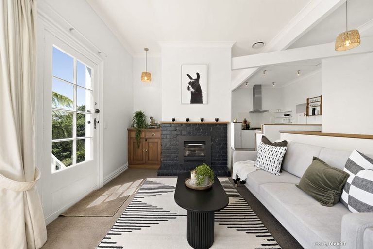 Photo of property in 45 Reuben Avenue, Brooklyn, Wellington, 6021