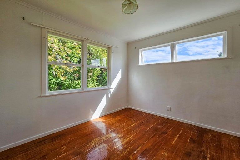 Photo of property in 2/12 Hamilton Place, Glenfield, Auckland, 0629