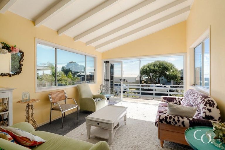 Photo of property in 42 Karewa Parade, Papamoa Beach, Papamoa, 3118