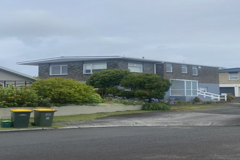 Photo of property in 1/13 Chatswood Grove, Fitzroy, New Plymouth, 4312